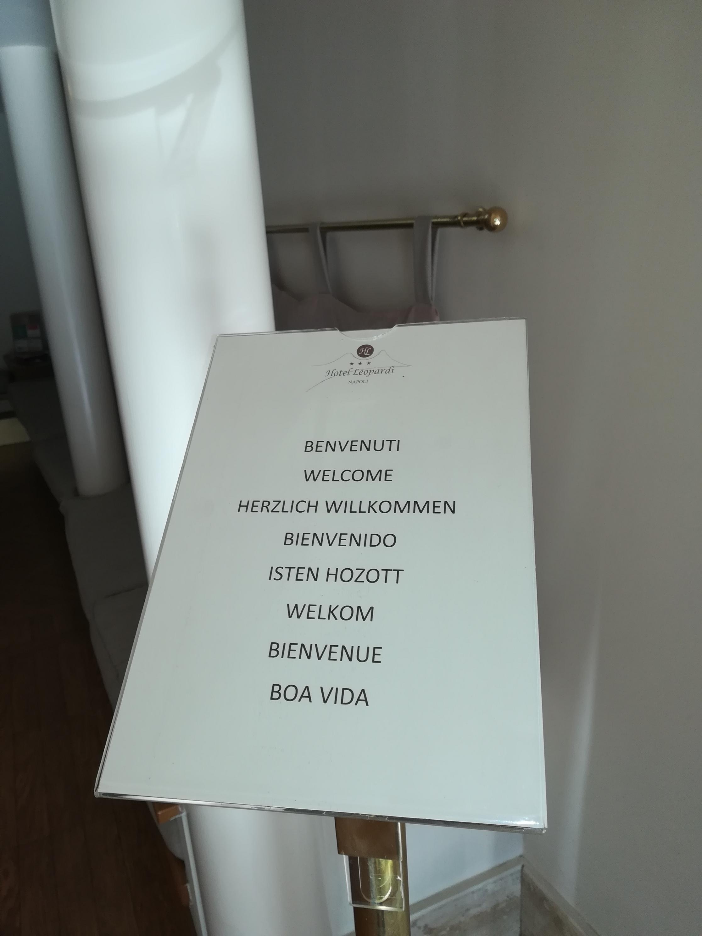 Hotel Leopardi ナポリ エクステリア 写真