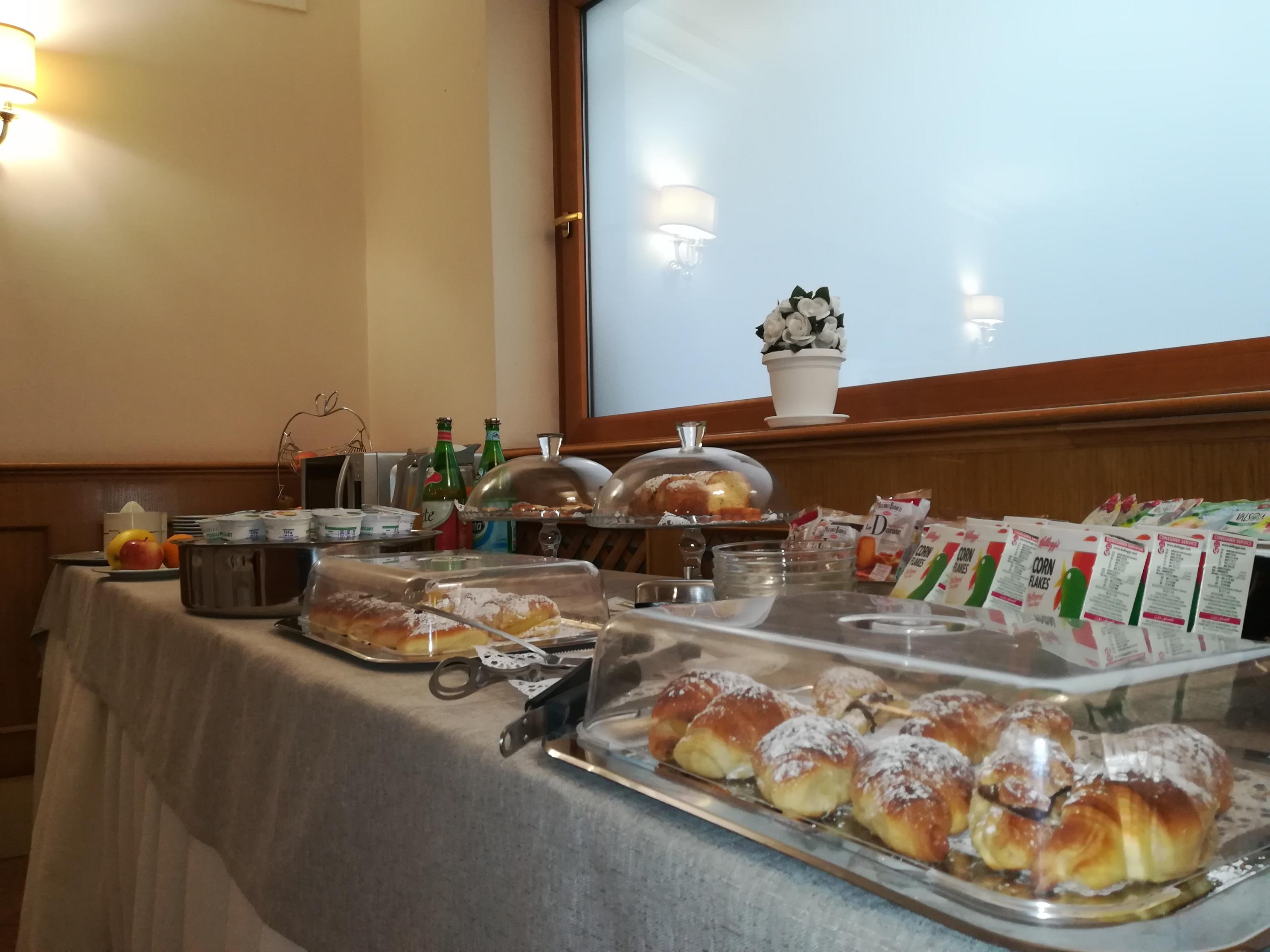 Hotel Leopardi ナポリ エクステリア 写真