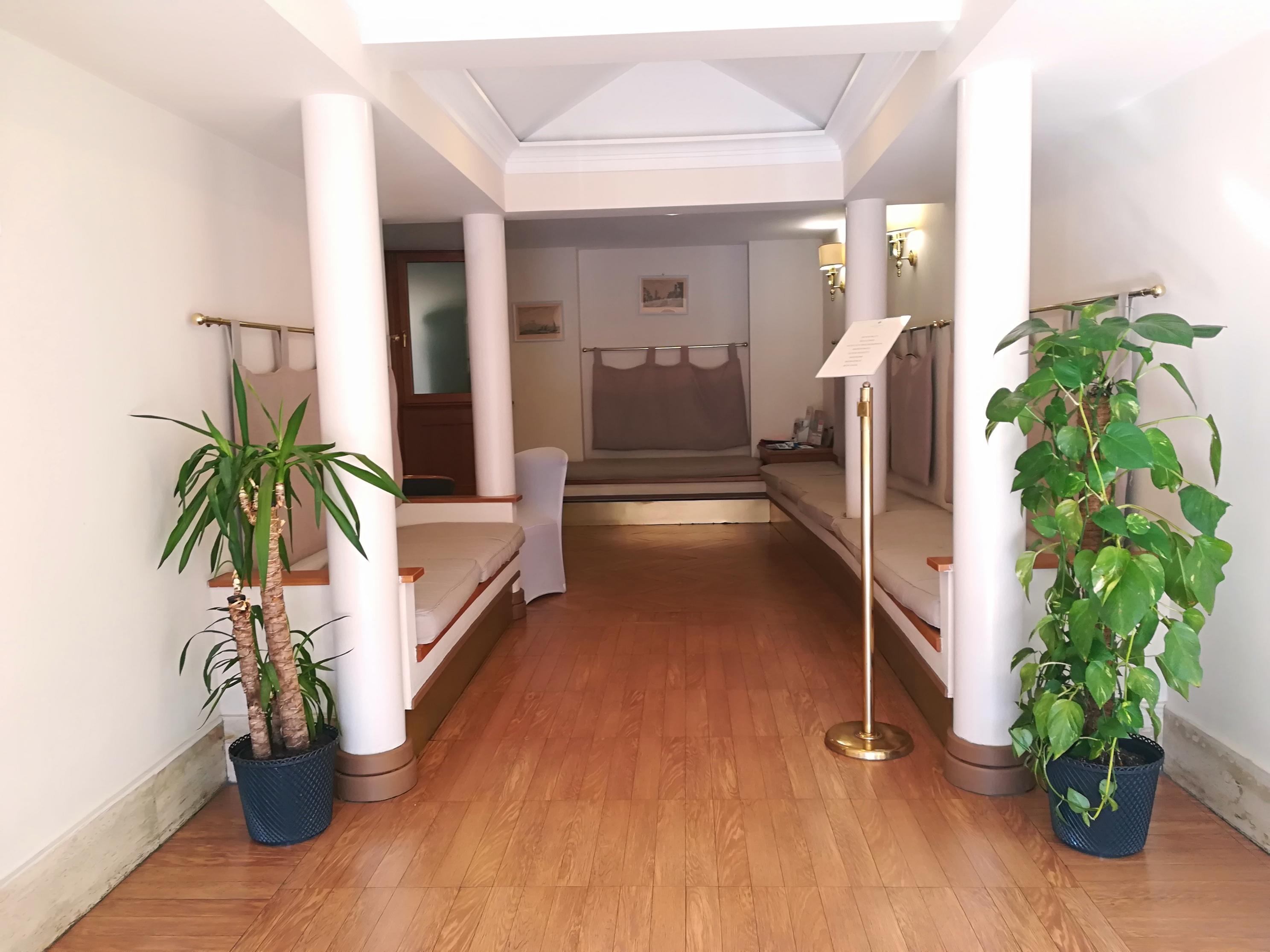 Hotel Leopardi ナポリ エクステリア 写真