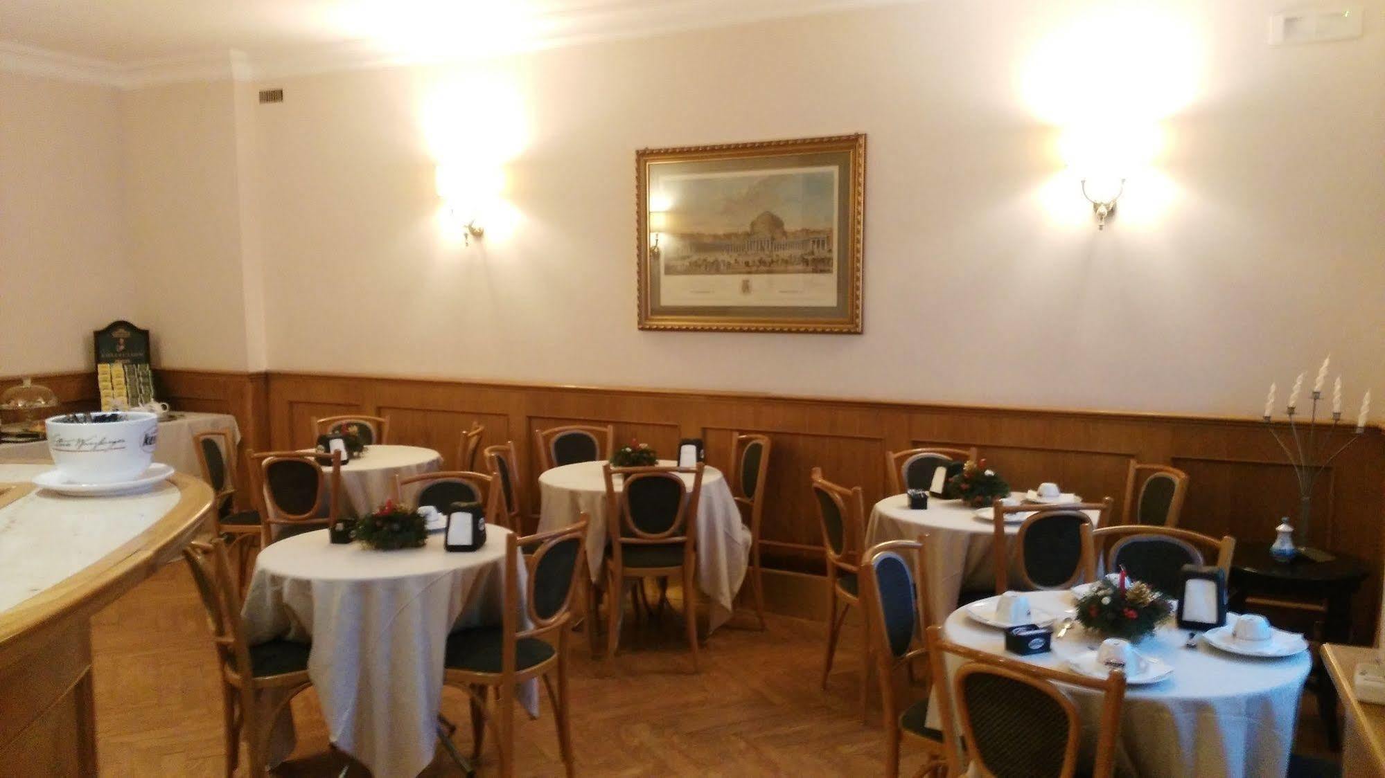 Hotel Leopardi ナポリ エクステリア 写真